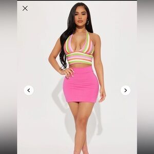 NWT!! Fashion Nova 2 for 1 HOT PINK and BLACK 
MINI SKIRTS. SMALL